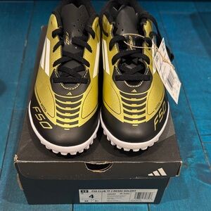 Adidas Kids F50 Club Turf soccer shoes- Black and Gold size 4